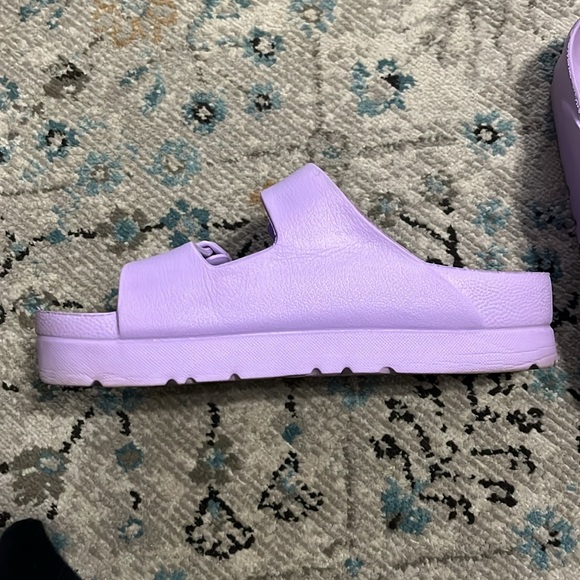 MIA Lavender Slide Sandal Size 6 - Picture 6 of 16